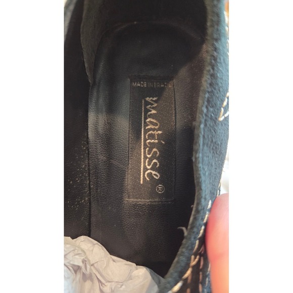 Matisse Women's Black Suede Embroidered Heel Booties Size 7M Made in Brazil - Picture 2 of 10